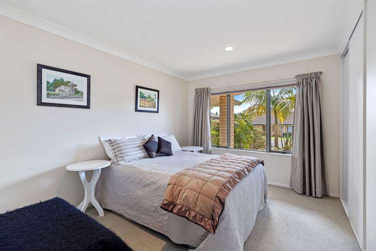 1 Glenrowan Rise Bethlehem_12