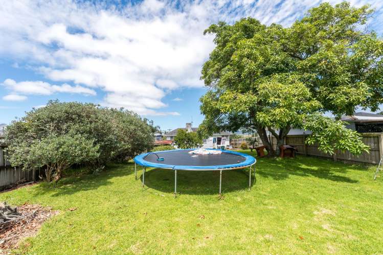 13 Waione Avenue Te Atatu Peninsula_7