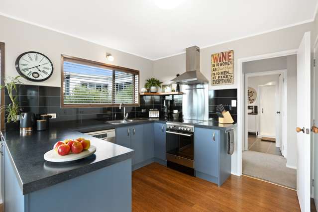 9 Rimu Road Stanmore Bay_4