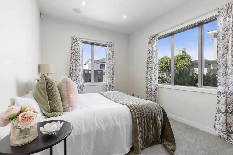 62 St Ives Drive Camborne_18