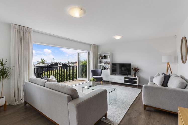 1 Kilduff Place Mairangi Bay_15