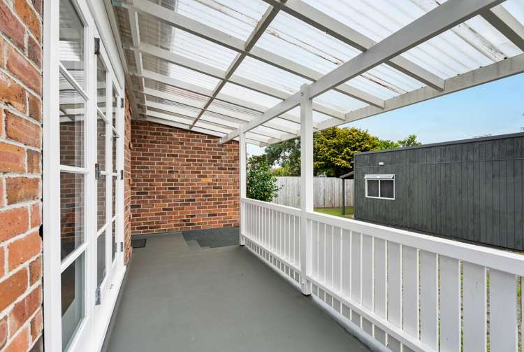 31 Woodward Road Mount Albert_17