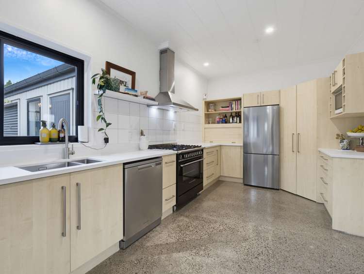 15 Carter Drive Pomare_11