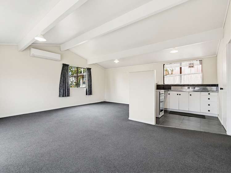 2B Baycroft Avenue Parkvale_6
