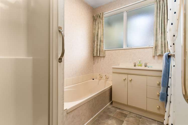 2/62 Moffett Street Islington_10