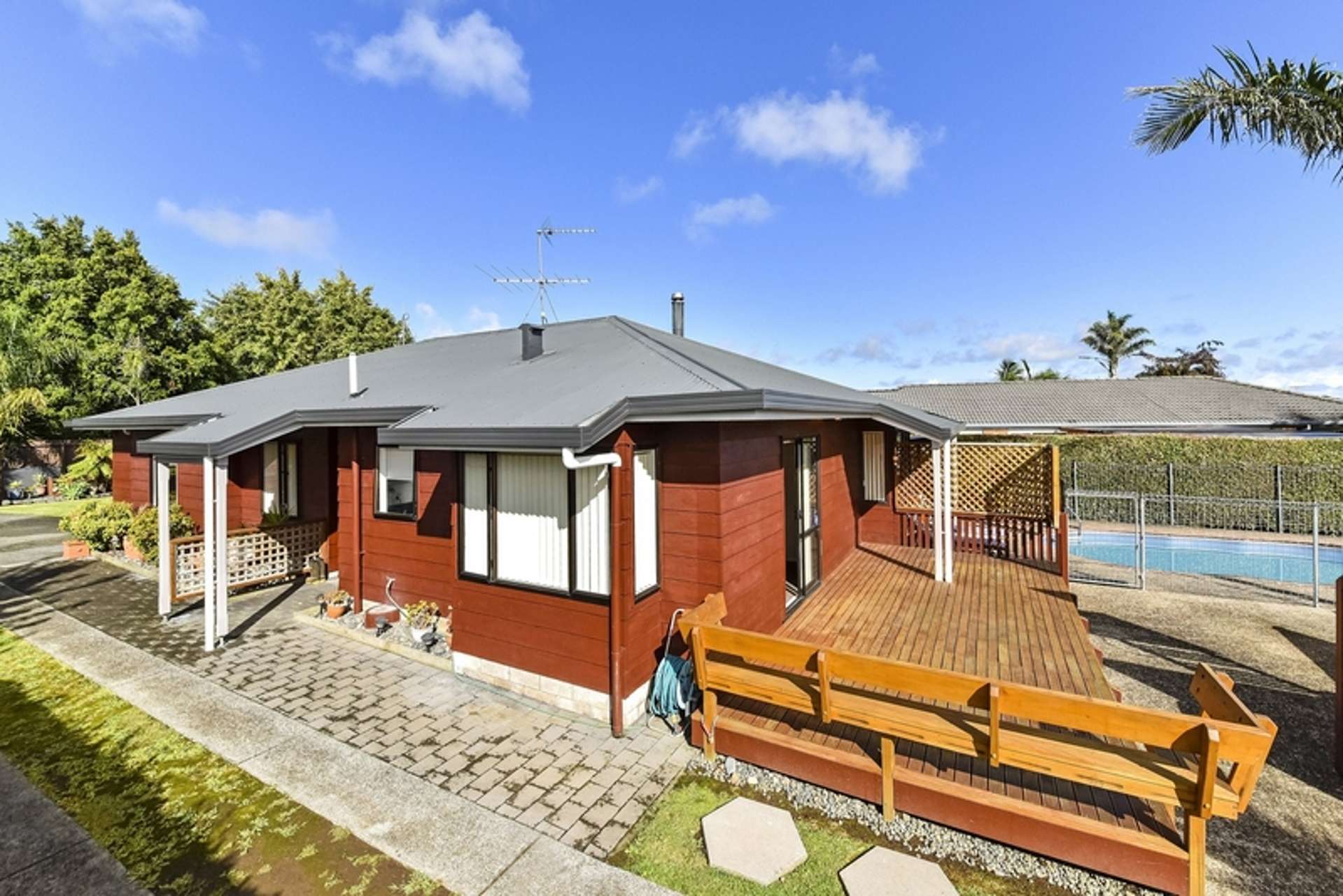 96 Sandspit Road Waiuku_0