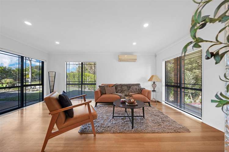 14 Watersfield Place Flat Bush_6