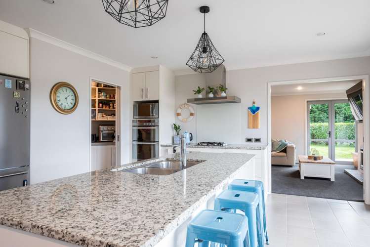 90 Dalmore Way Acacia Bay_12