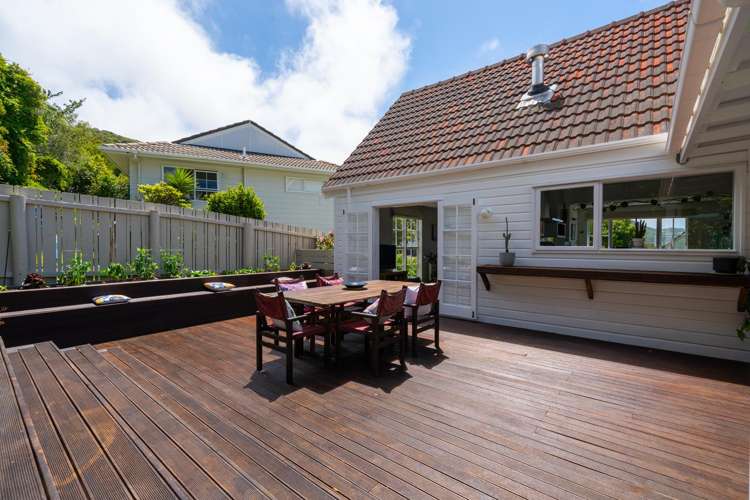 2 Newnham Court Tawa_17