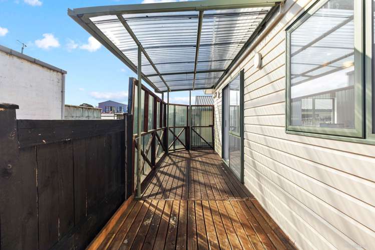 8A Domain Street Waiuku_14