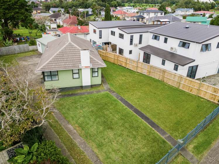 67 Preston Road Clover Park_24