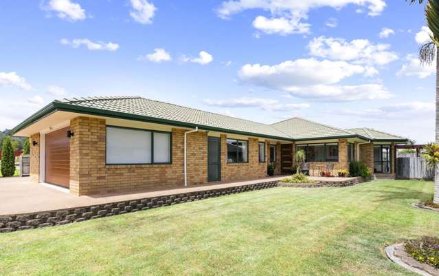 Rare Dual-Living Masterpiece – Brick & Tile Beauty