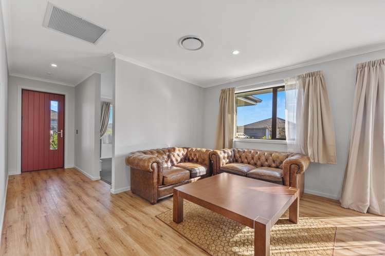 10 Esher Lane Richmond_10