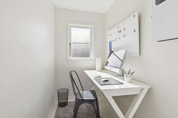 20A Larsen Crescent Tawa_10