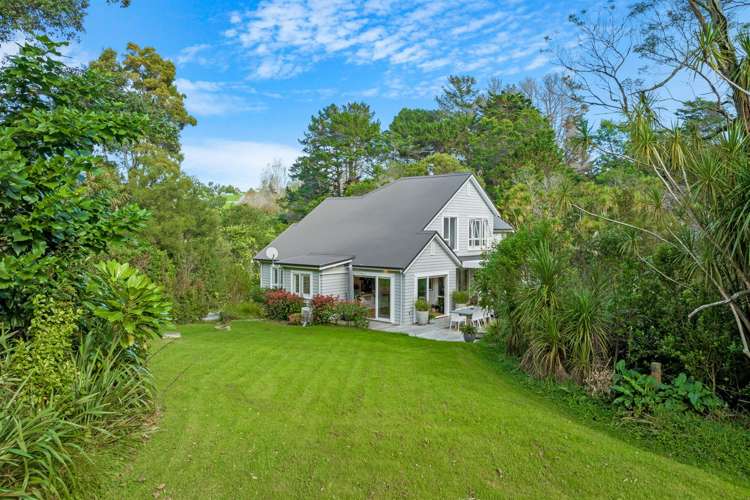 18b Hobbs Road Matakatia_21