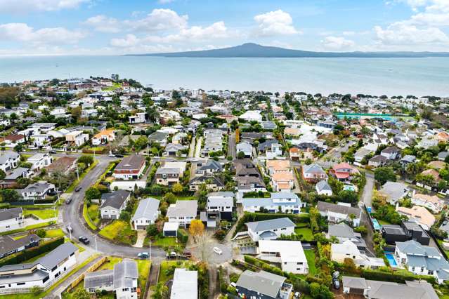 Get into Kohimarama – Rare opportunity to step up!
