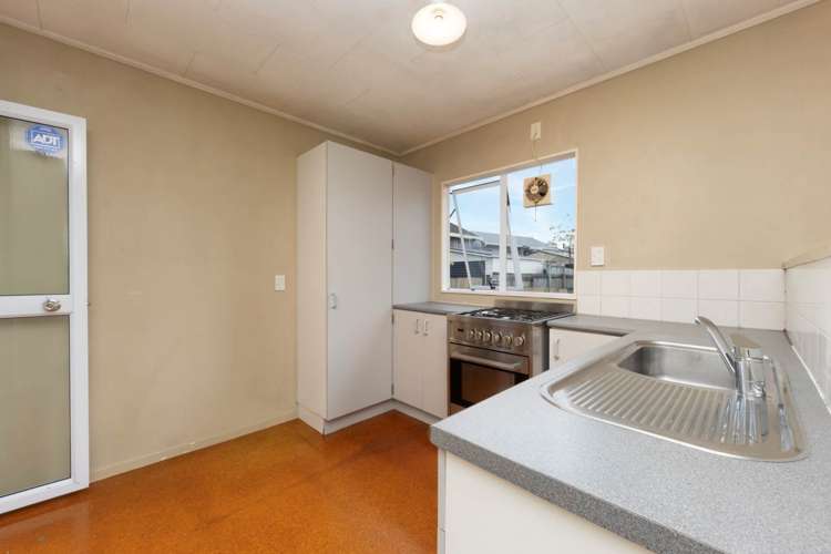 23 Meadowvale Rise Titirangi_6