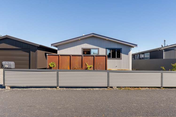 37 Tasman Road_0