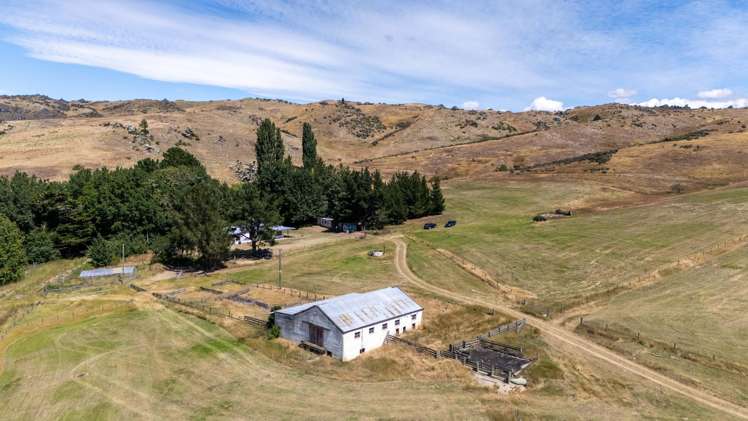 135 McIntosh Road Omakau_21