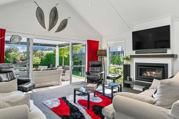 13 The Pheasant Tail Nukuhau_9