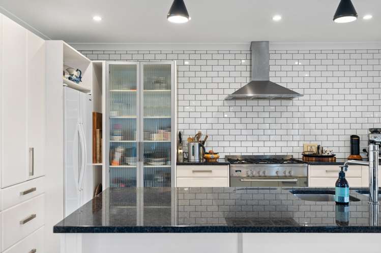 14 Miro Street Lansdowne_10