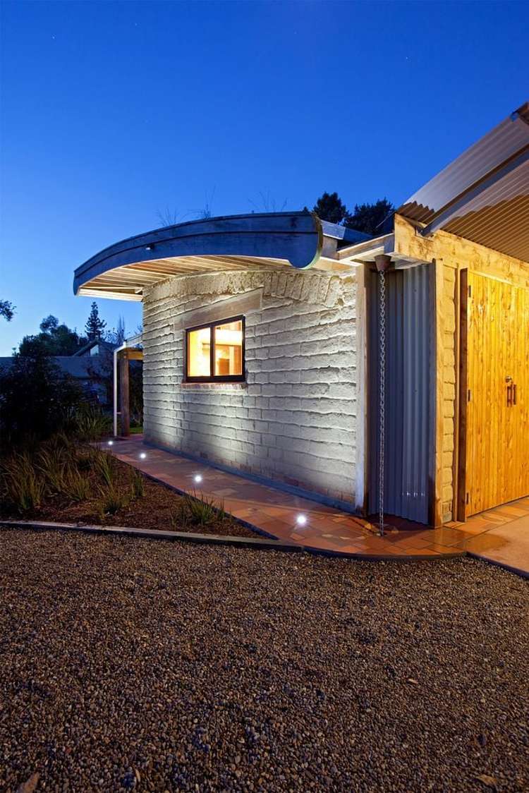 Earth House/3635 Cambridge Road Cambridge_16