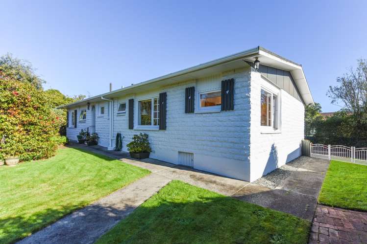 11 Kipling Crescent Stoke_22