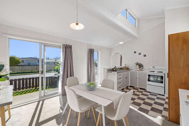 2 Leeds Place Solway_4