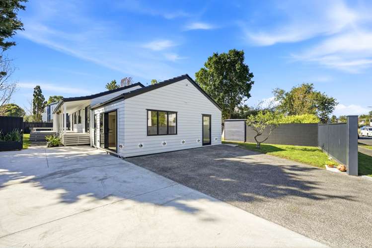 37 Glennandrew Drive_4