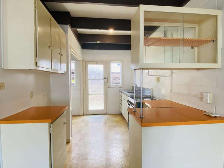 1/22 Kelston St 1732_4