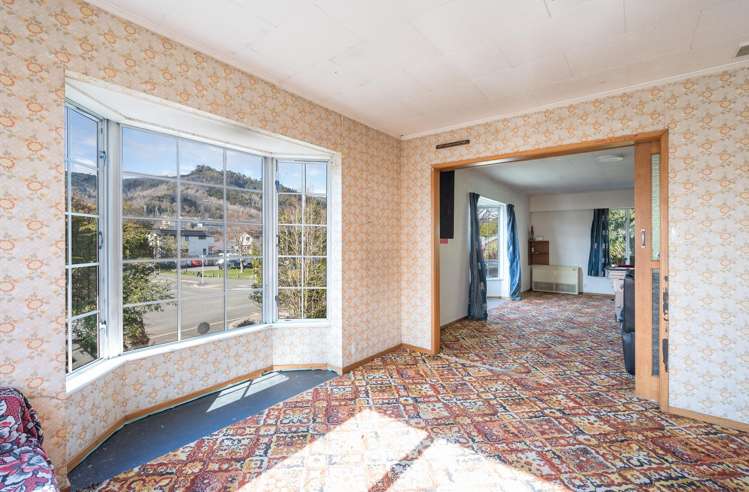 194 Saint Vincent Street Toi Toi_6