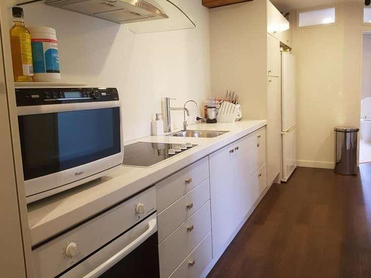 22 Tarahanga Street Northcote_11