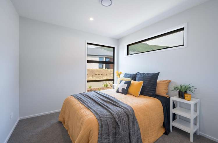 7 Hill Tops Way Stoke_18