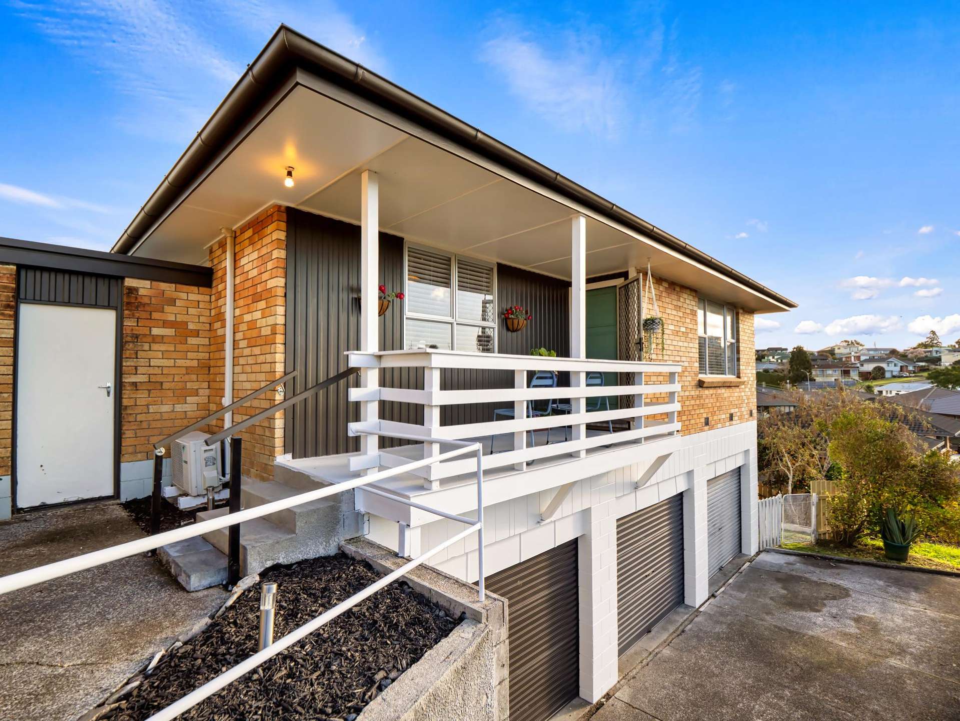 27C Linton Crescent Matua_0