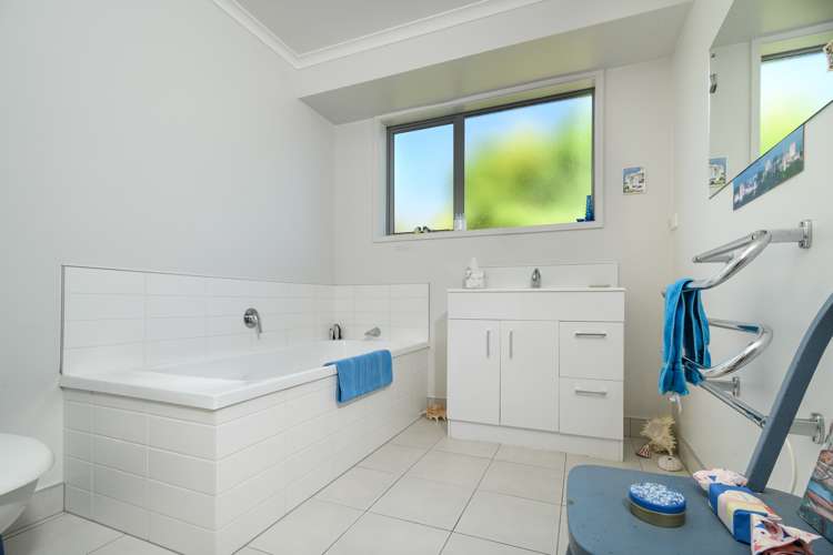 6 Maple Lane Huapai_14