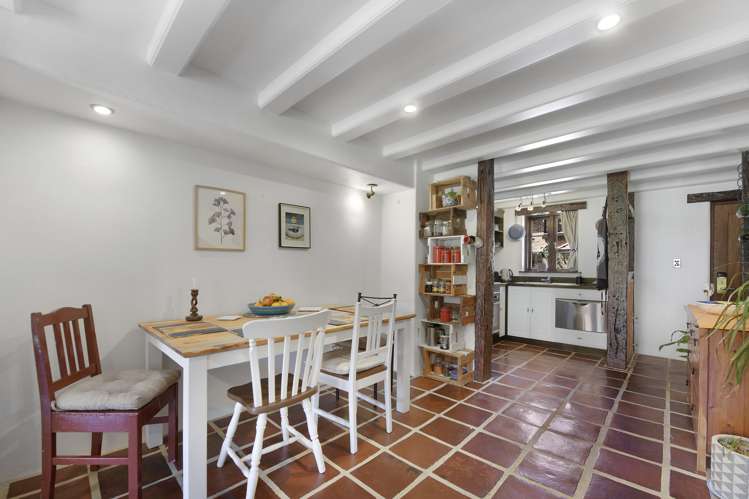 9/10 Quiet Woman Way Monaco_5