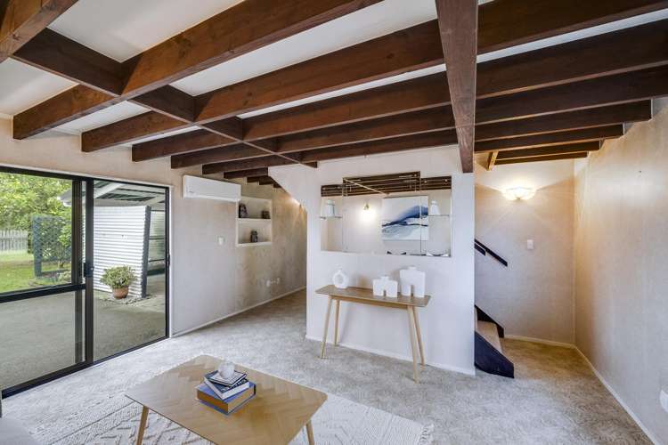 32 Atherfold Crescent Greenmeadows_12