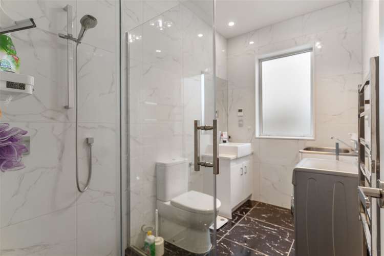 13 Eastfield Avenue Flat Bush_28