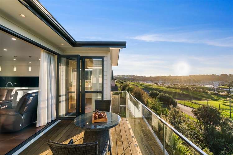 6 Resolution Drive Gulf Harbour_17