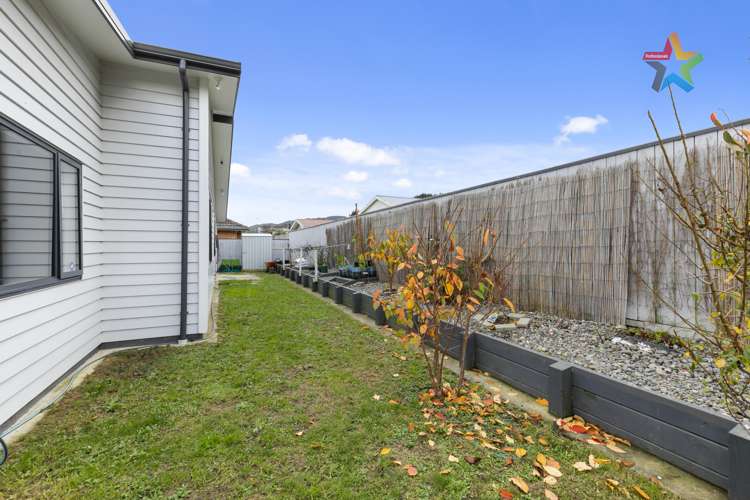 51 Fraser Colman Grove Wainuiomata_17