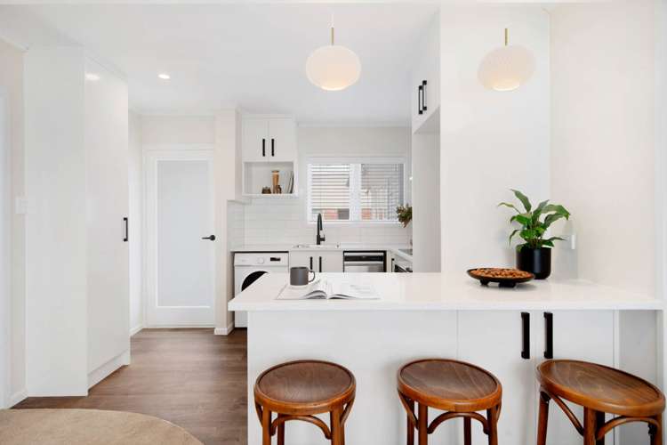 2/134 St Johns Road_1