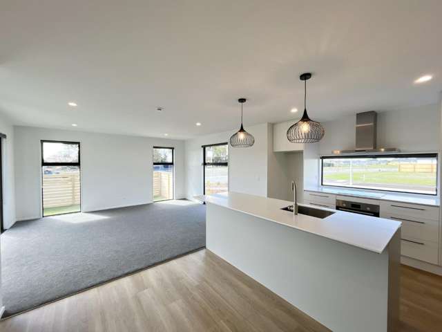 39 Rita Angus Road 10145_2