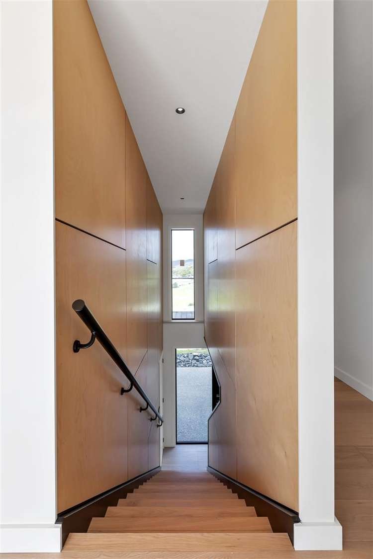 2 Blue Moon Rise Langs Beach_15