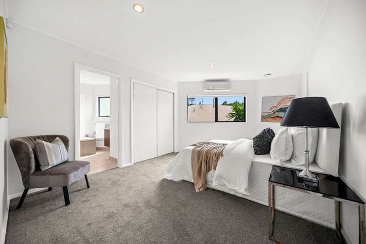 3/70 Hogans Road Glenfield_6