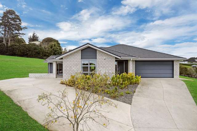 Quality Build, Modern Design, Great Location!
