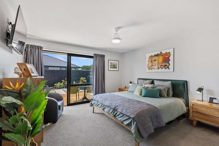 44 Candlesticks Crescent Lincoln_13