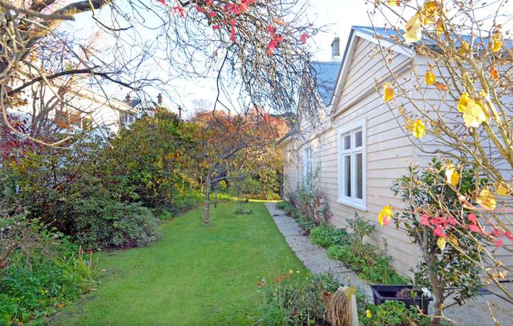 61 Royal Terrace Dunedin Central_13