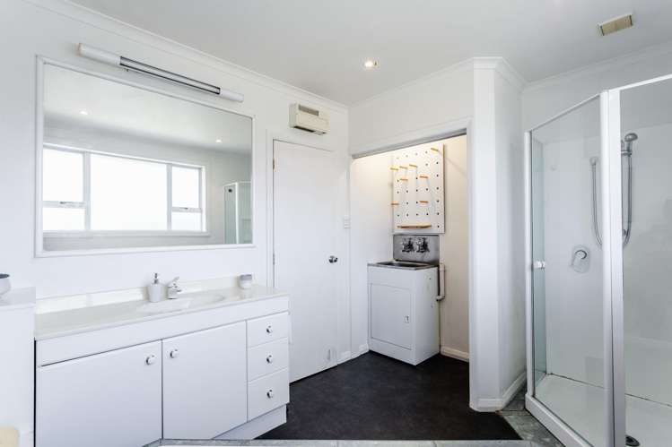 1 King Street Mosgiel_20