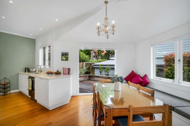 18 Oliver Street Point Chevalier_3