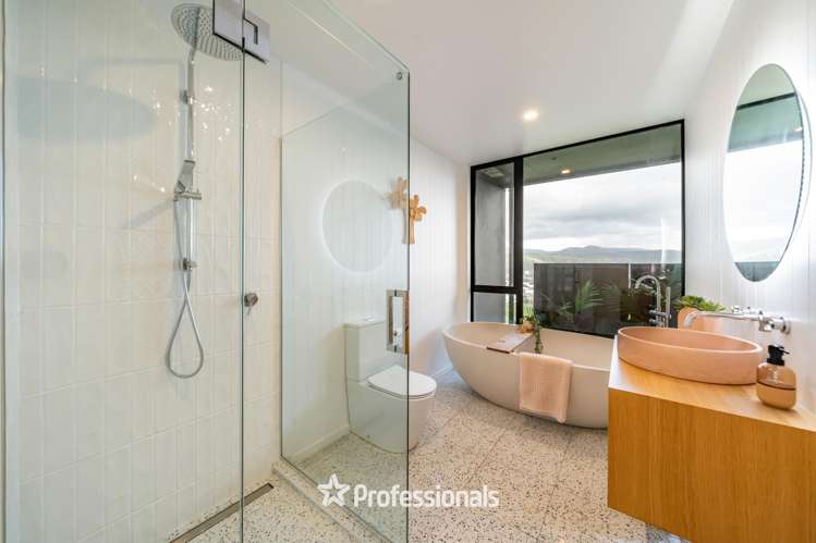 37 Percy Kinsman Crescent Riverstone Terraces_14